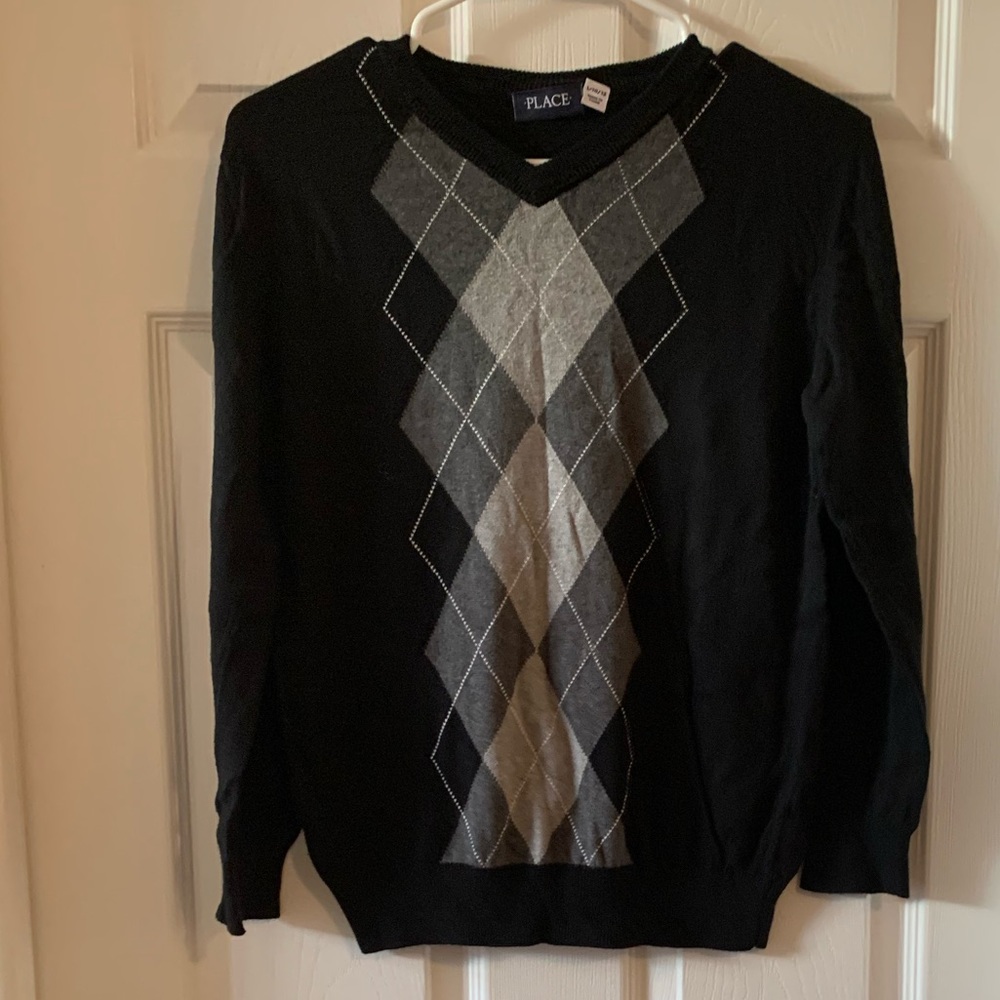 Boys children’s place v neck sweater. Size Lg 10/12